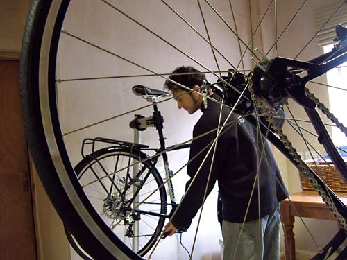 Paul building up a geared ROADRAT