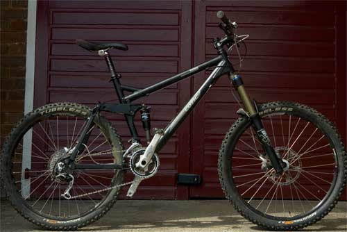 Black anodised Hemlock