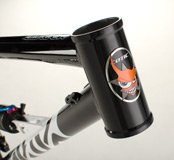 44mm standard head tube for taper steerer compatiblity and minimal stack height.