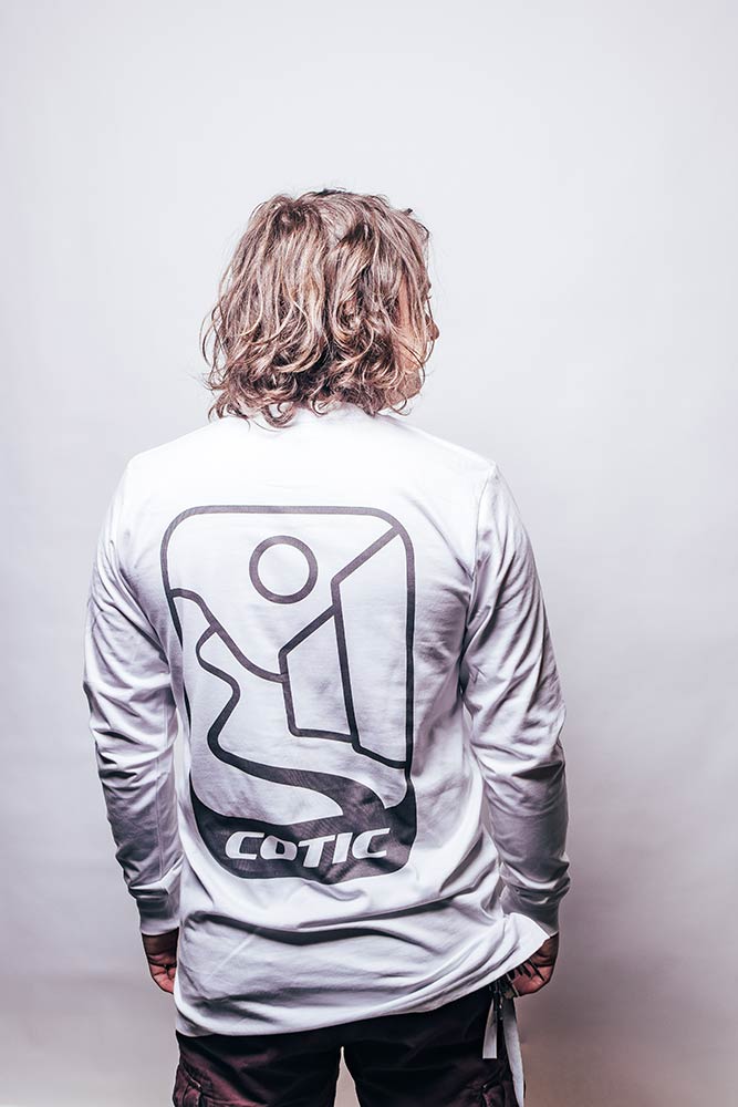 Long sleeved, but still cool white