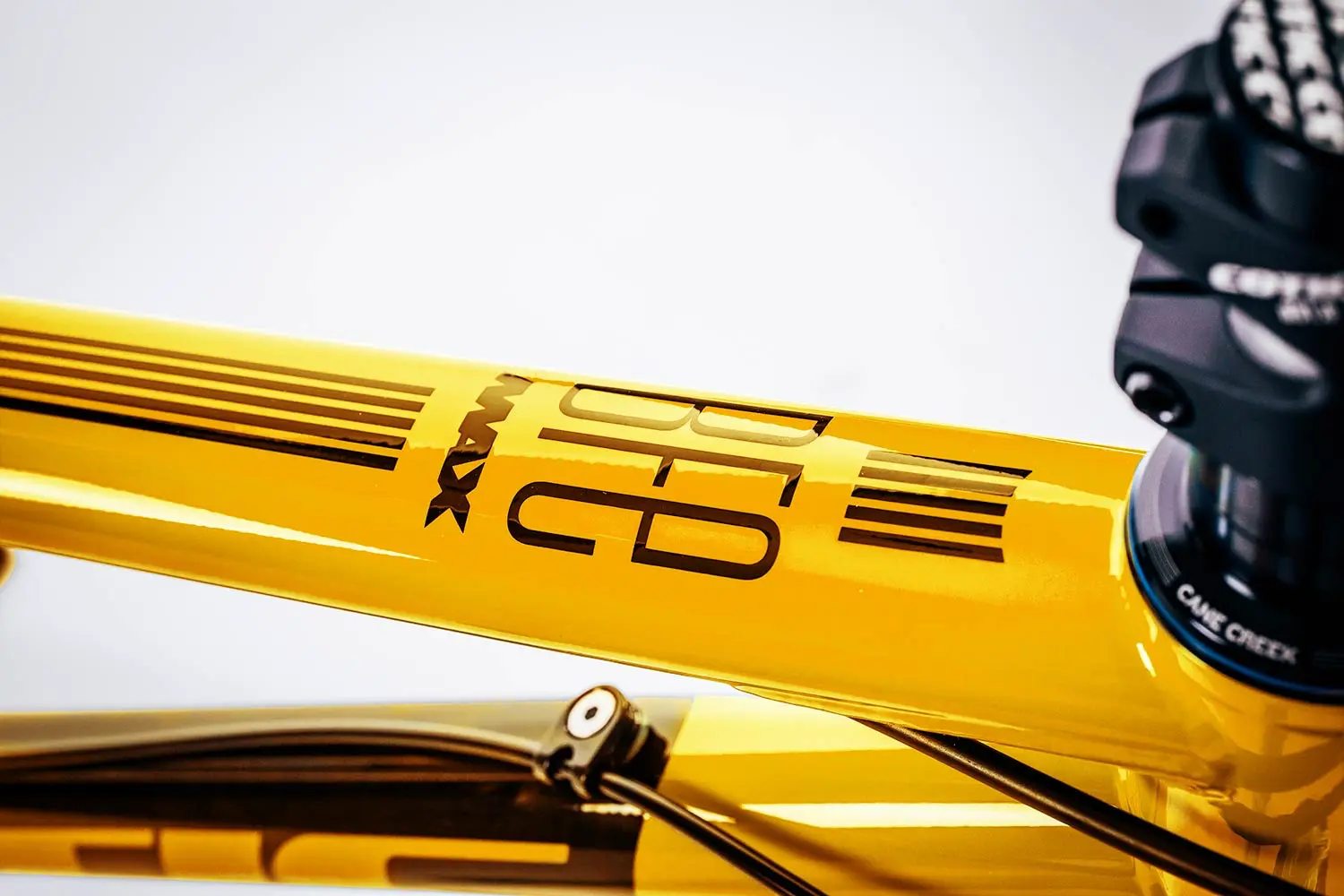 BFeMAX in Sunny Yellow