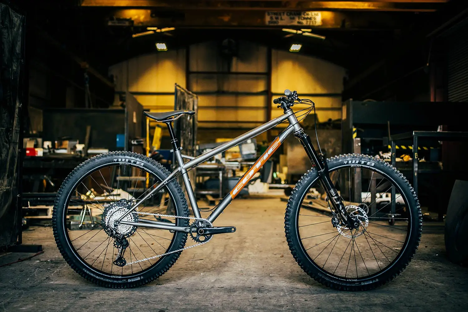 BFeMAX in Gunmetal and Copper